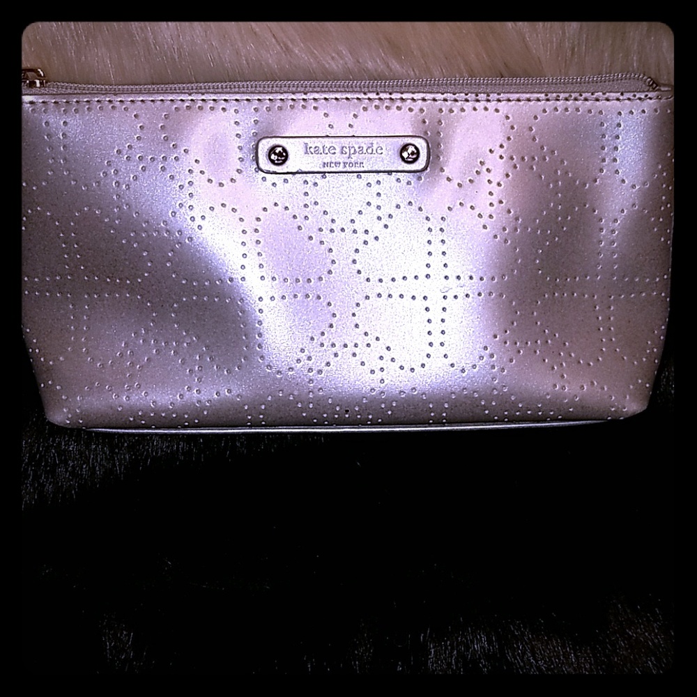 ✔💯%AUTHENTIC Kate Spade makeup bag